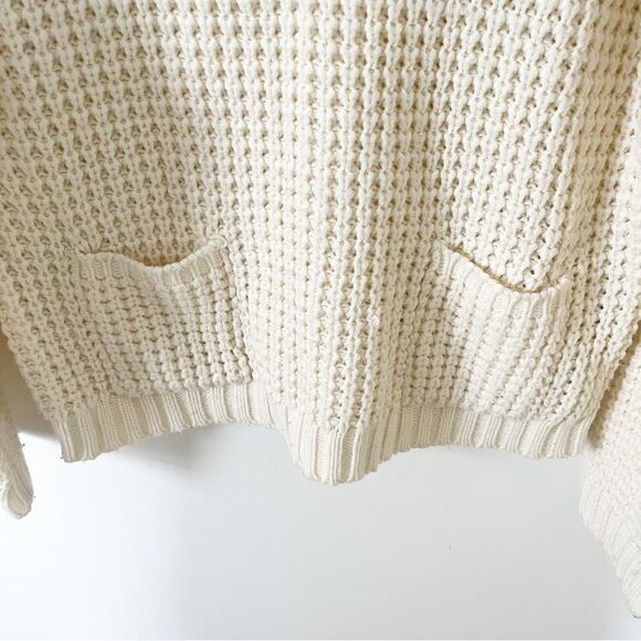 Carducci Cream Cable Knit Chunky Turtleneck Pullover Sweater - Picture 5 of 7